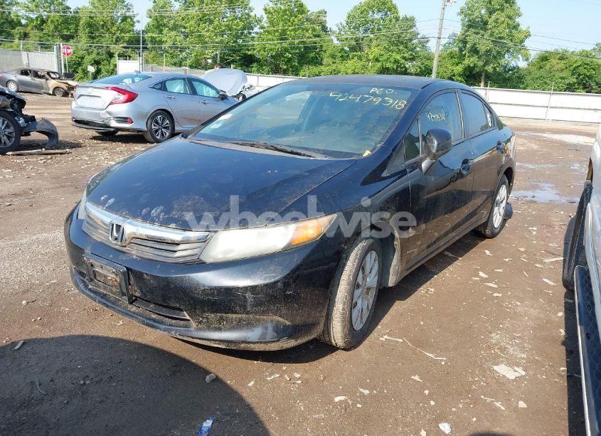 Photo 2 of 2012 Honda Civic LX (VIN 19XFB2F52CE037906)