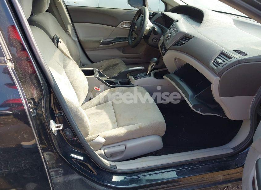 Photo 5 of 2012 Honda Civic LX (VIN 19XFB2F52CE037906)