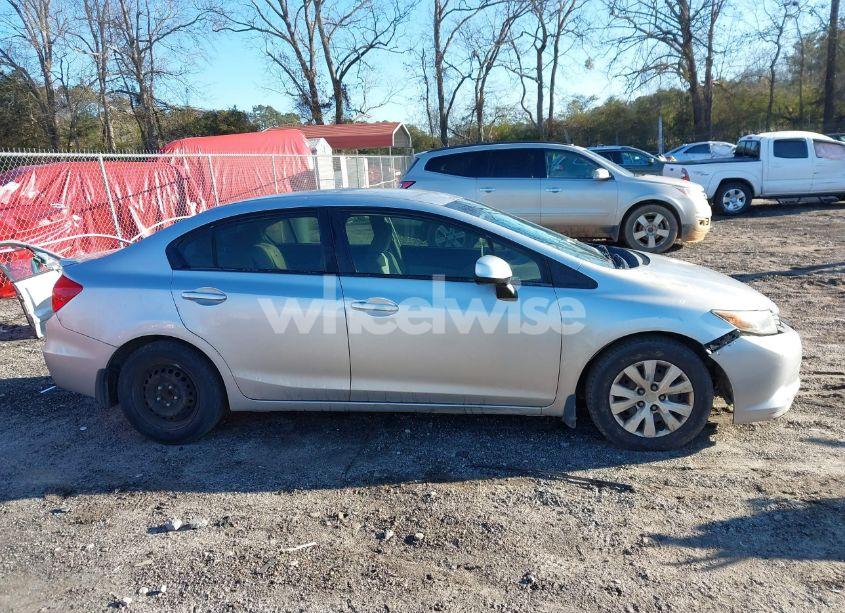 Photo 13 of 2012 Honda Civic SDN LX (VIN 19XFB2F52CE052762)