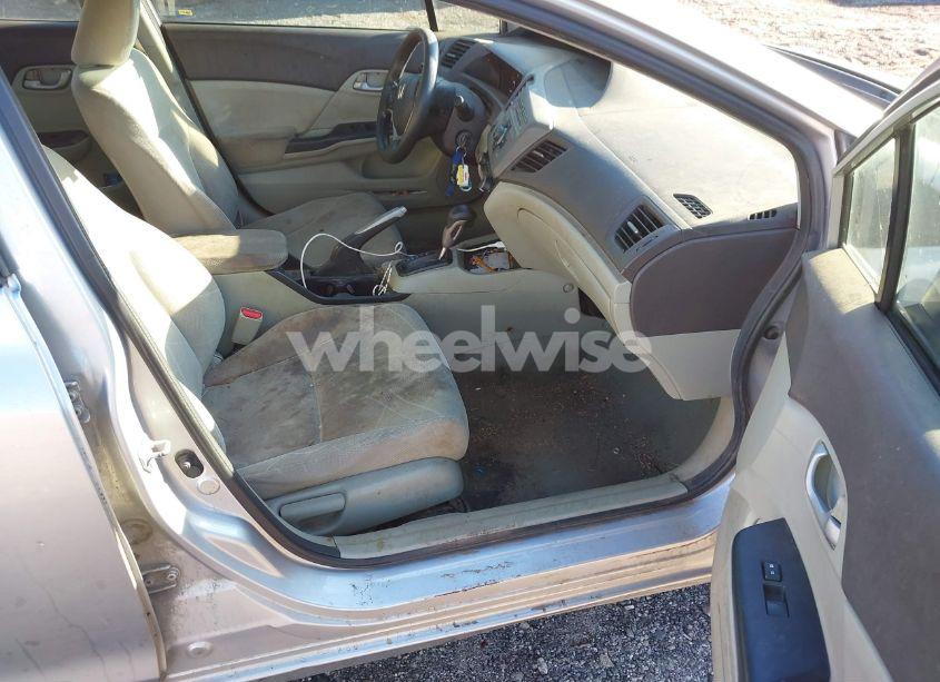 Photo 5 of 2012 Honda Civic SDN LX (VIN 19XFB2F52CE052762)