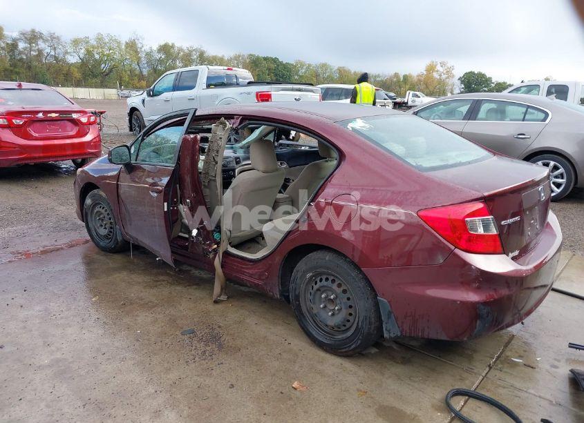 Photo 3 of 2012 Honda Civic LX (VIN 19XFB2F52CE072784)