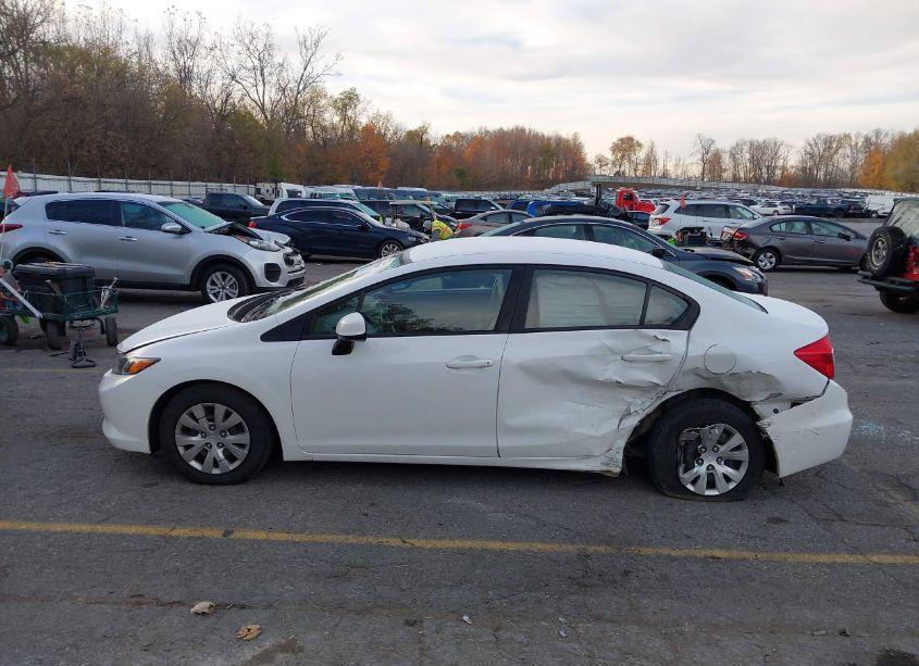 Photo 14 of 2012 Honda Civic SDN LX (VIN 19XFB2F52CE091402)