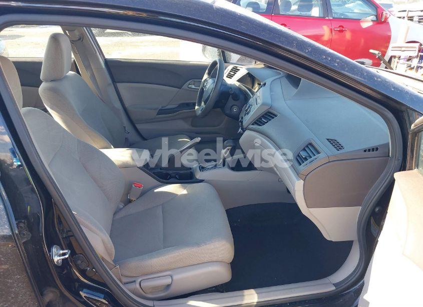 Photo 5 of 2012 Honda Civic SDN LX (VIN 19XFB2F52CE334416)