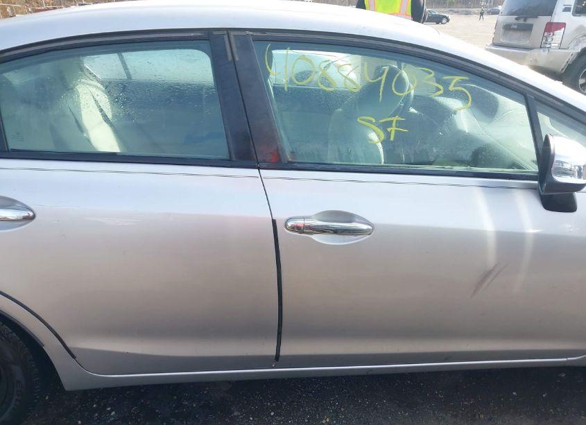 Photo 13 of 2012 Honda Civic LX (VIN 19XFB2F52CE351152)