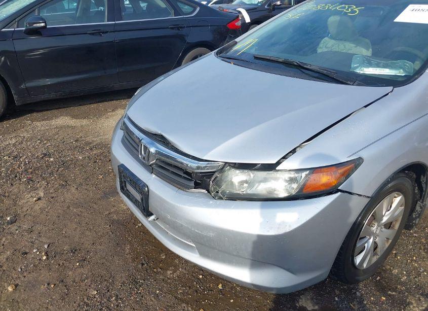 Photo 6 of 2012 Honda Civic LX (VIN 19XFB2F52CE351152)