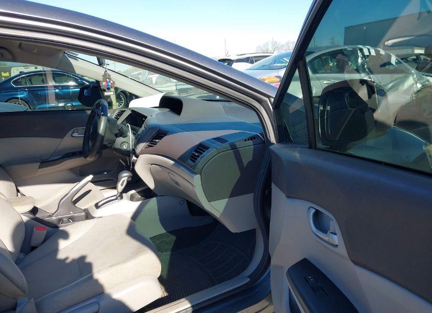 Photo 5 of 2012 Honda Civic LX (VIN 19XFB2F52CE377072)