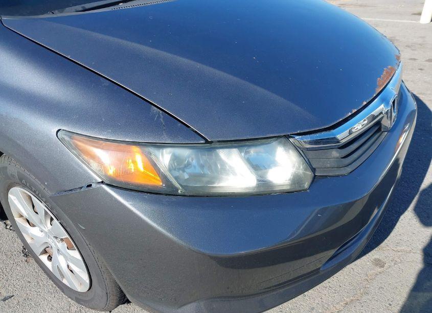 Photo 6 of 2012 Honda Civic LX (VIN 19XFB2F52CE377072)