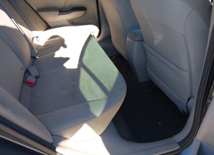 Photo 8 of 2012 Honda Civic LX (VIN 19XFB2F52CE377072)