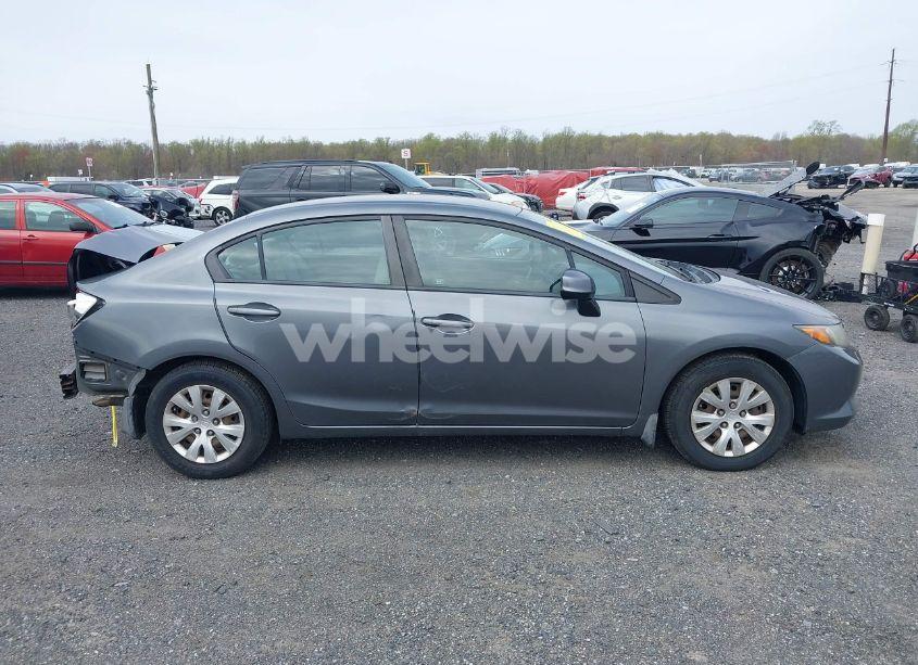 Photo 13 of 2012 Honda Civic LX (VIN 19XFB2F52CE377668)
