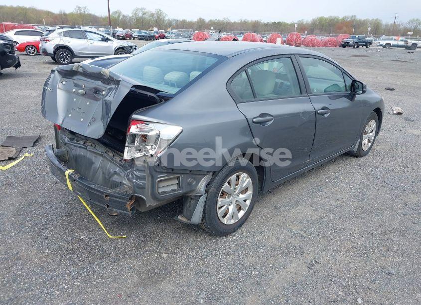 Photo 4 of 2012 Honda Civic LX (VIN 19XFB2F52CE377668)