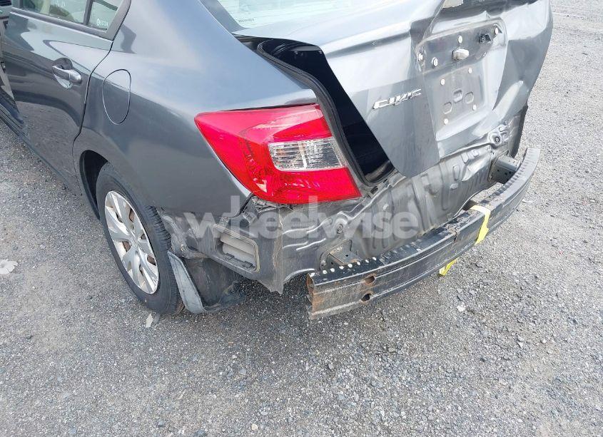 Photo 6 of 2012 Honda Civic LX (VIN 19XFB2F52CE377668)