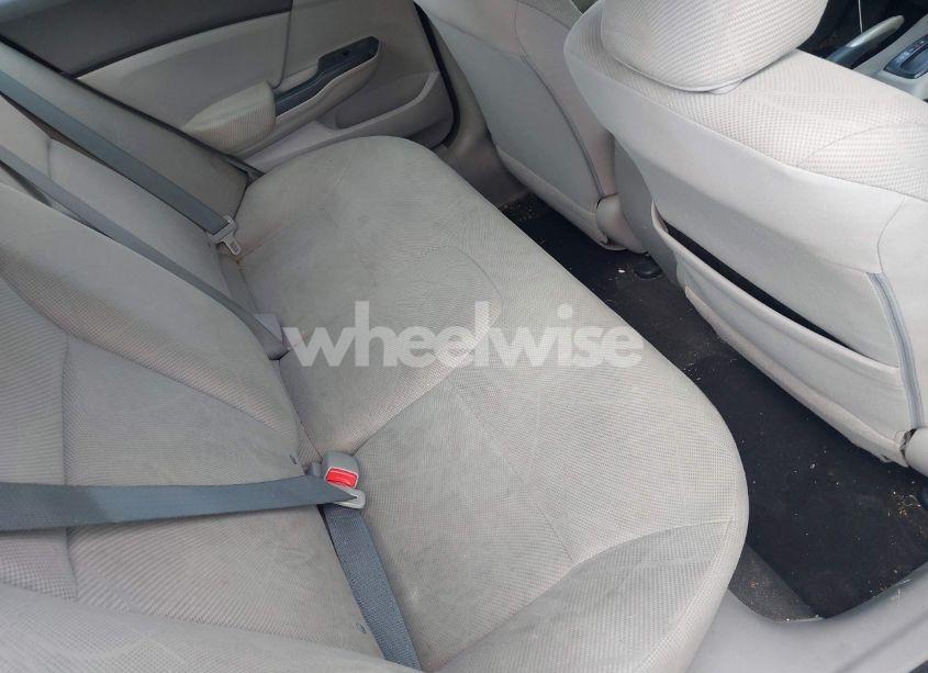 Photo 8 of 2012 Honda Civic LX (VIN 19XFB2F52CE377668)