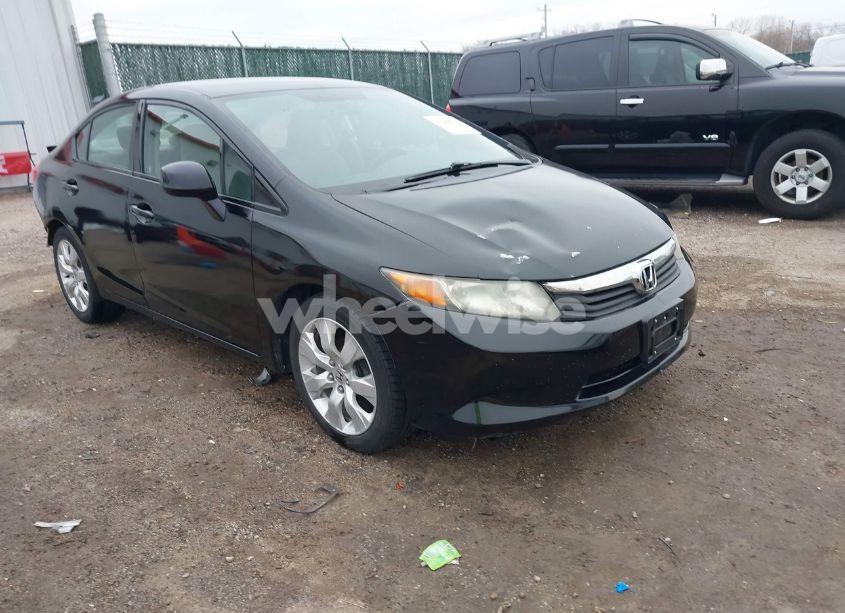 2012 Honda Civic SDN LX (VIN 19XFB2F52CE379176) main photo