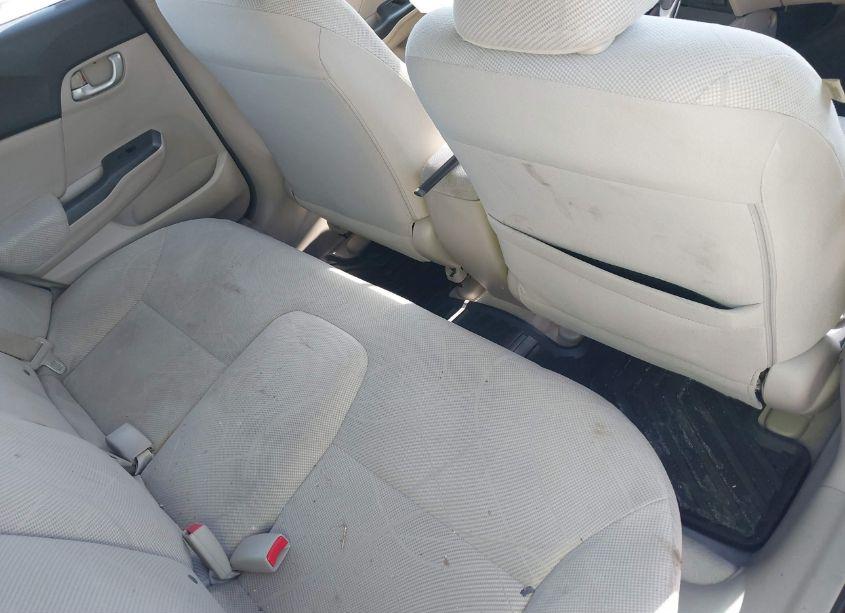 Photo 8 of 2012 Honda Civic LX (VIN 19XFB2F52CE390386)