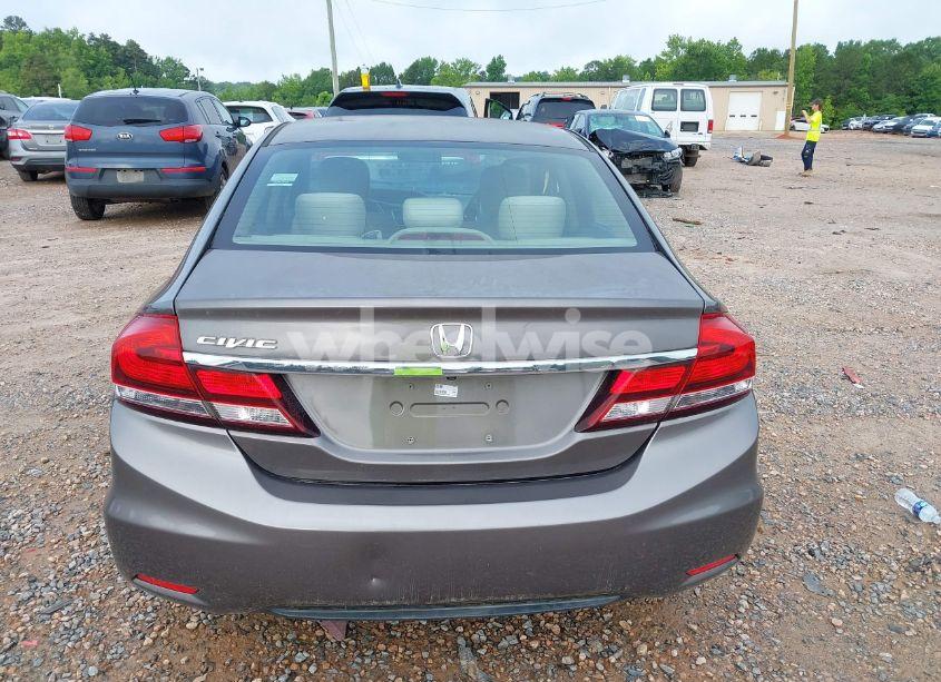 Photo 16 of 2013 Honda Civic LX (VIN 19XFB2F52DE010660)