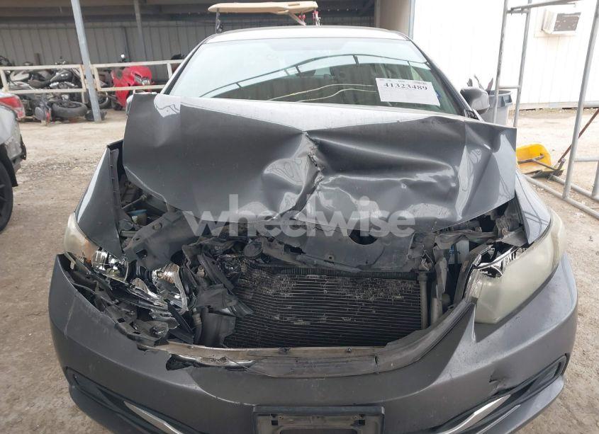 Photo 12 of 2013 Honda Civic LX (VIN 19XFB2F52DE023036)