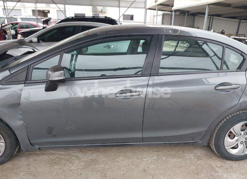 Photo 14 of 2013 Honda Civic LX (VIN 19XFB2F52DE023036)