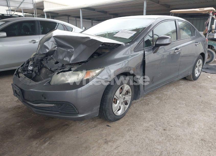 Photo 2 of 2013 Honda Civic LX (VIN 19XFB2F52DE023036)