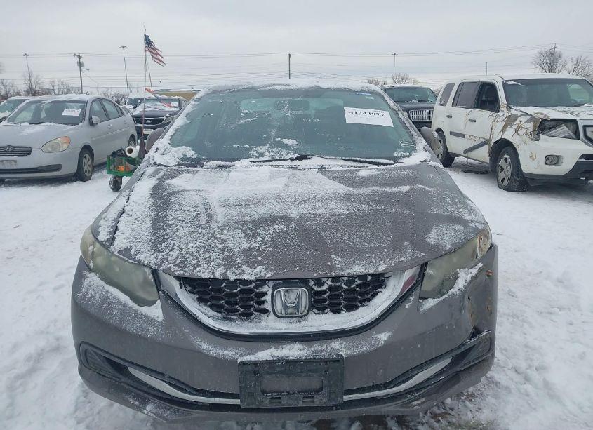 Photo 6 of 2013 Honda Civic LX (VIN 19XFB2F52DE064623)