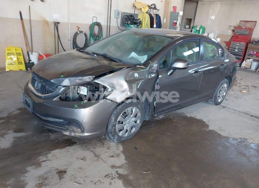 Photo 2 of 2013 Honda Civic LX (VIN 19XFB2F52DE087738)