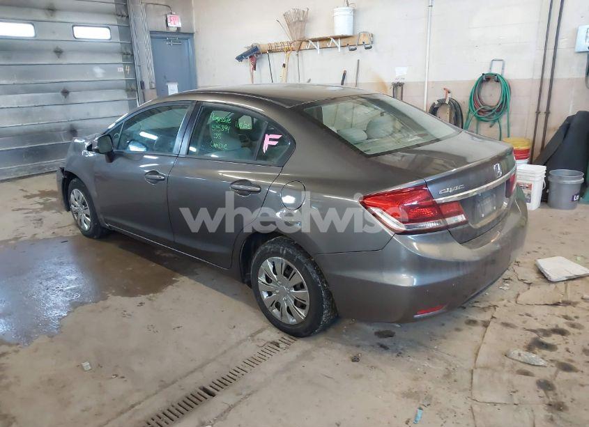 Photo 3 of 2013 Honda Civic LX (VIN 19XFB2F52DE087738)