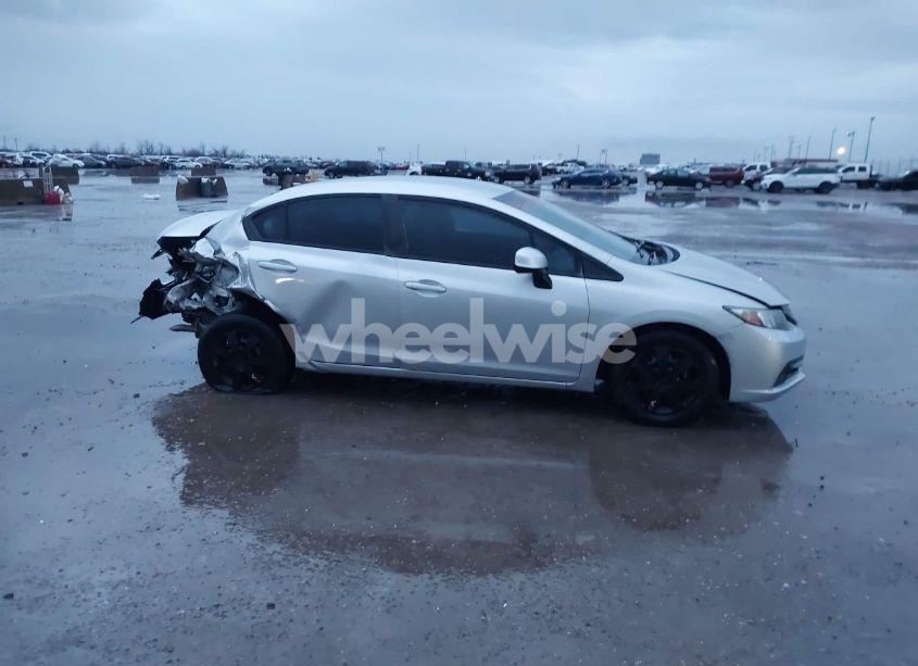 Photo 13 of 2013 Honda Civic LX (VIN 19XFB2F52DE093300)