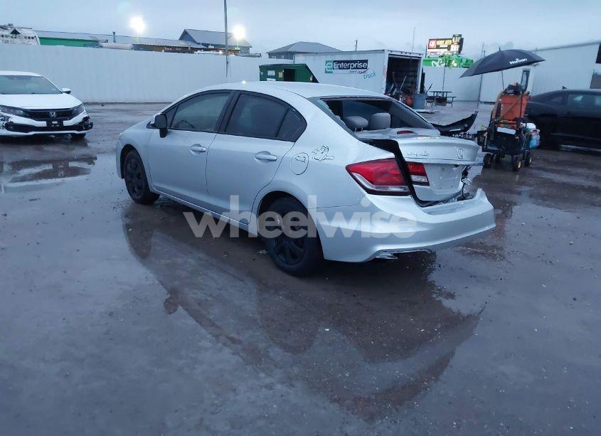 Photo 3 of 2013 Honda Civic LX (VIN 19XFB2F52DE093300)