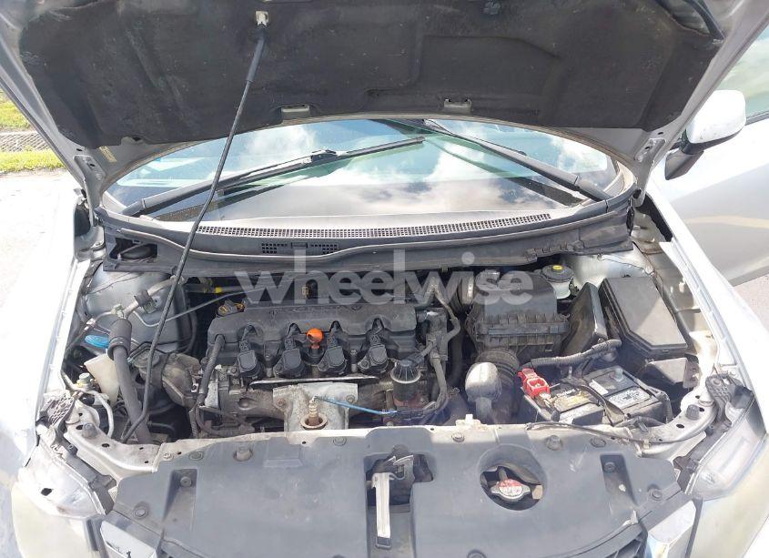 Photo 10 of 2013 Honda Civic LX (VIN 19XFB2F52DE100651)