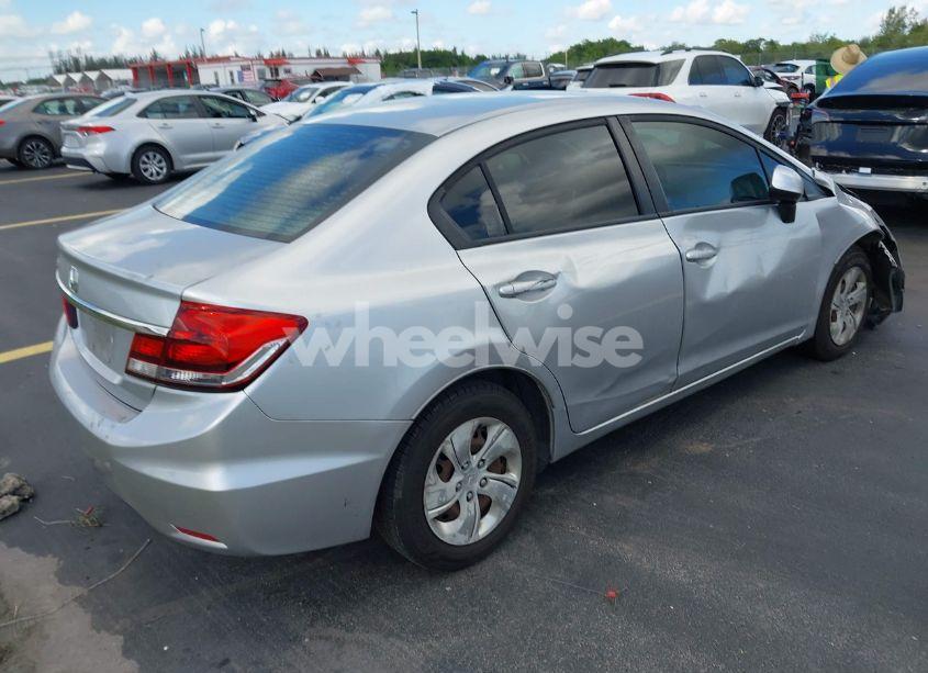 Photo 4 of 2013 Honda Civic LX (VIN 19XFB2F52DE100651)