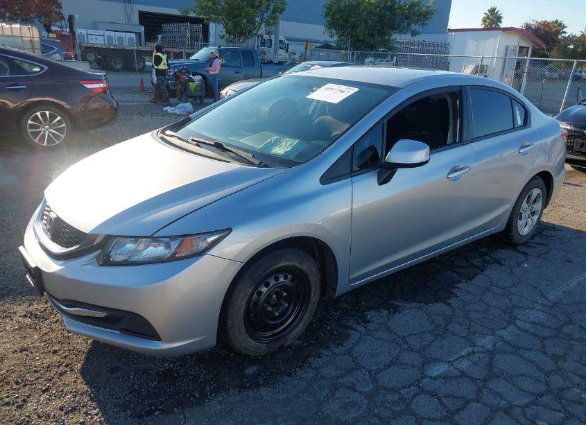 Photo 2 of 2013 Honda Civic LX (VIN 19XFB2F52DE207523)