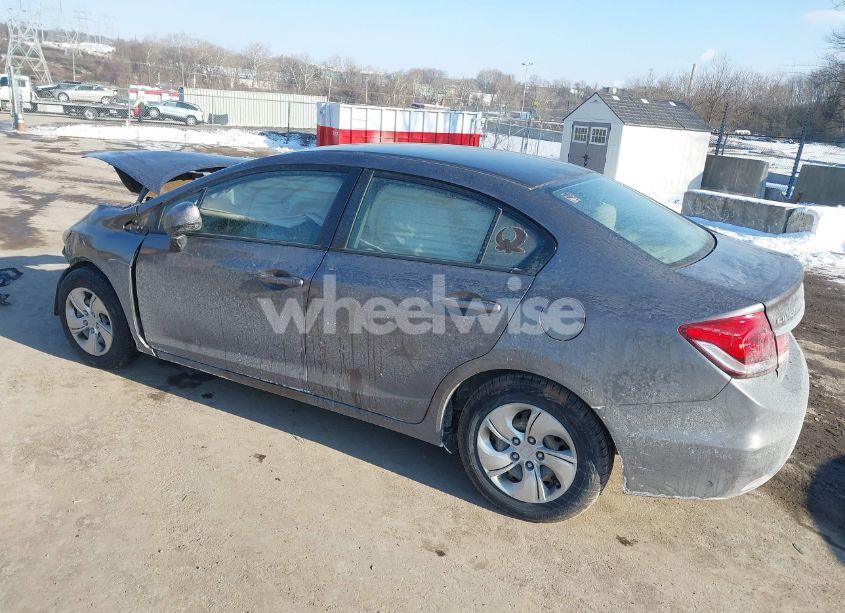 Photo 3 of 2013 Honda Civic LX (VIN 19XFB2F52DE209210)