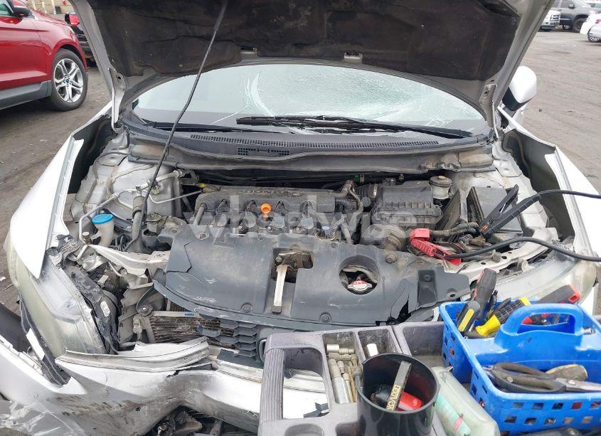 Photo 10 of 2013 Honda Civic LX (VIN 19XFB2F52DE231529)