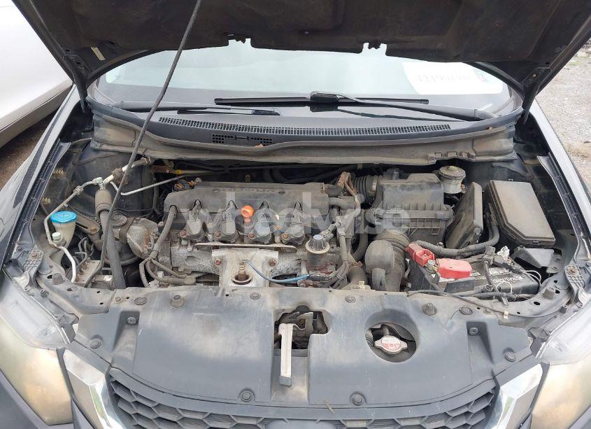 Photo 10 of 2013 Honda Civic LX (VIN 19XFB2F52DE236620)