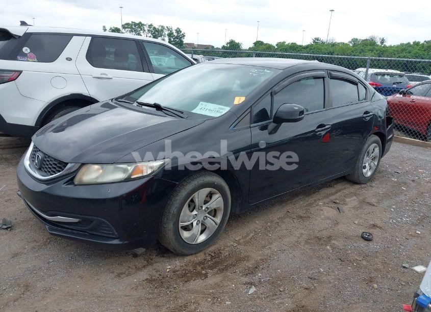 Photo 2 of 2013 Honda Civic LX (VIN 19XFB2F52DE236620)