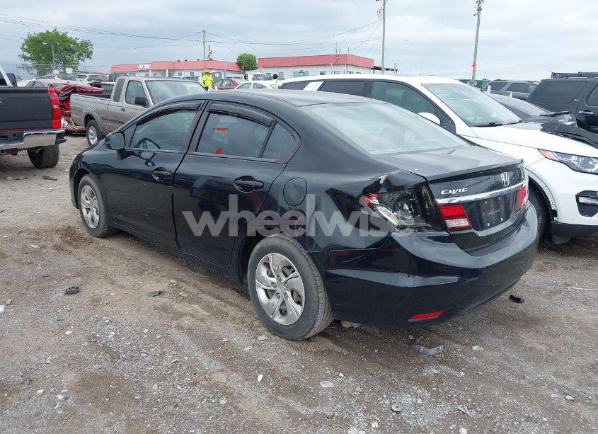 Photo 3 of 2013 Honda Civic LX (VIN 19XFB2F52DE236620)