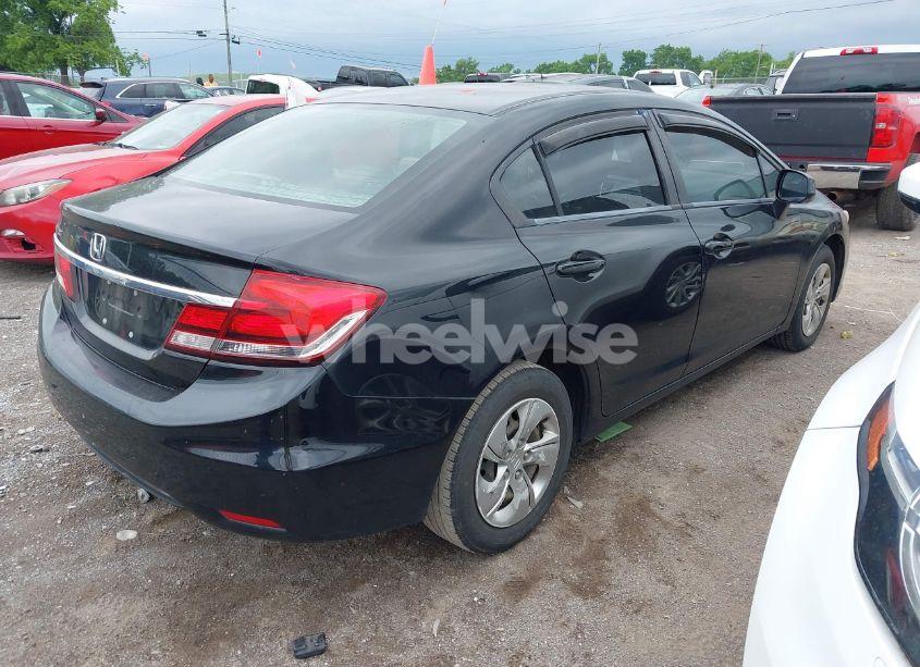 Photo 4 of 2013 Honda Civic LX (VIN 19XFB2F52DE236620)