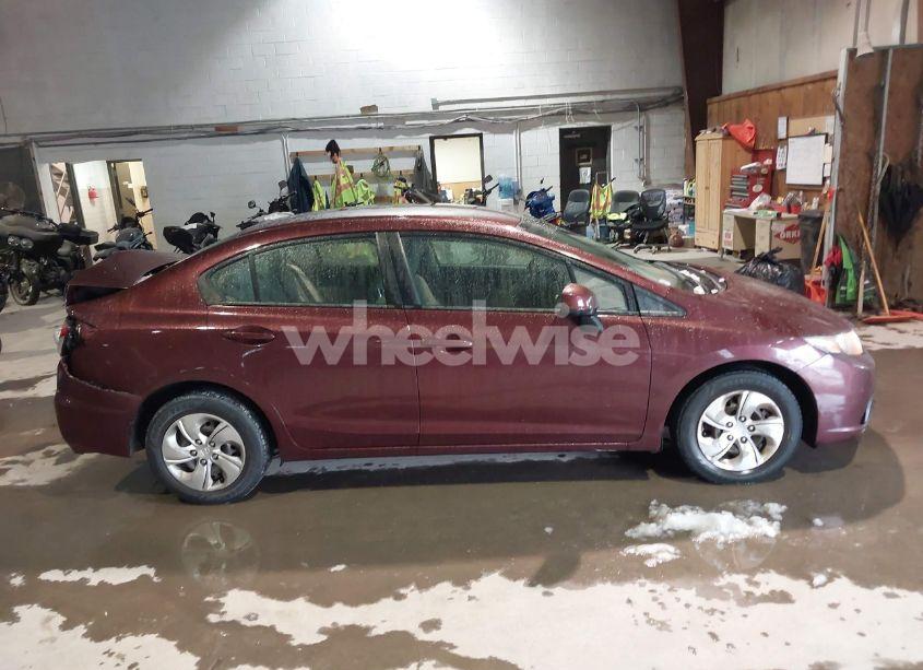 Photo 13 of 2013 Honda Civic LX (VIN 19XFB2F52DE242806)