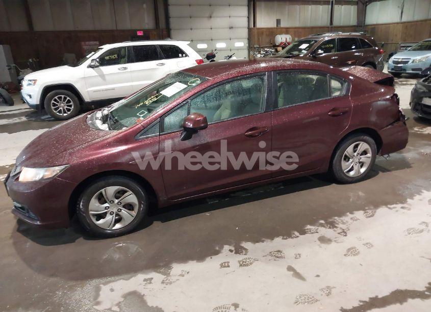 Photo 2 of 2013 Honda Civic LX (VIN 19XFB2F52DE242806)