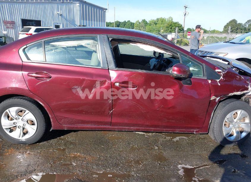 Photo 13 of 2013 Honda Civic LX (VIN 19XFB2F52DE260965)