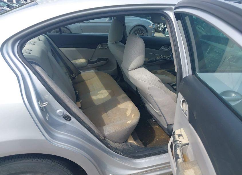 Photo 8 of 2013 Honda Civic LX (VIN 19XFB2F52DE261100)