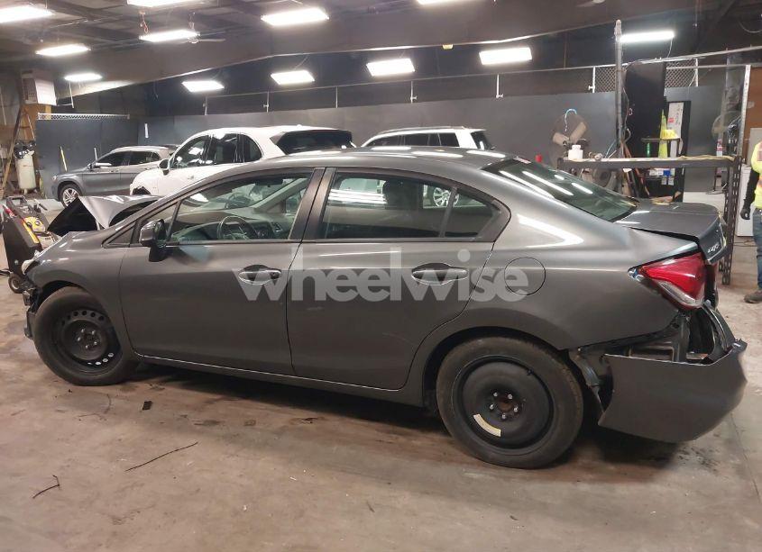 Photo 15 of 2013 Honda Civic LX (VIN 19XFB2F52DE294372)