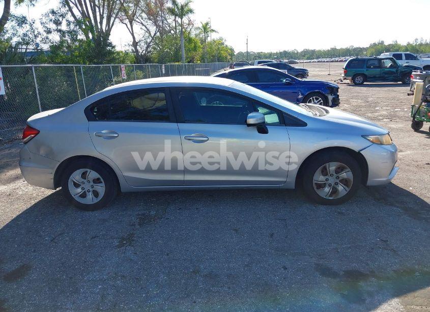 Photo 13 of 2014 Honda Civic LX (VIN 19XFB2F52EE041814)