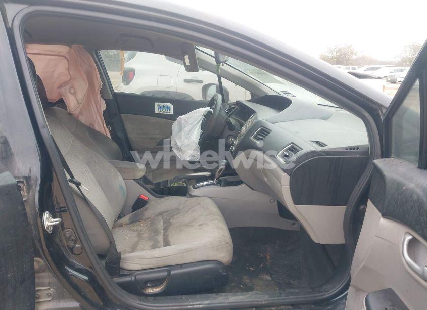 Photo 5 of 2014 Honda Civic LX (VIN 19XFB2F52EE042168)