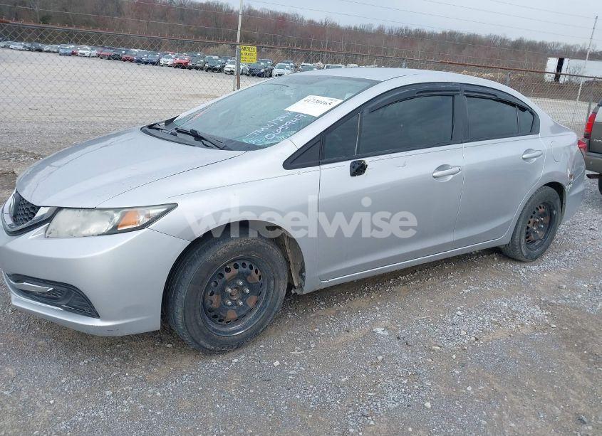 Photo 2 of 2014 Honda Civic LX (VIN 19XFB2F52EE065949)