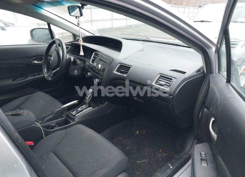 Photo 5 of 2014 Honda Civic LX (VIN 19XFB2F52EE081441)