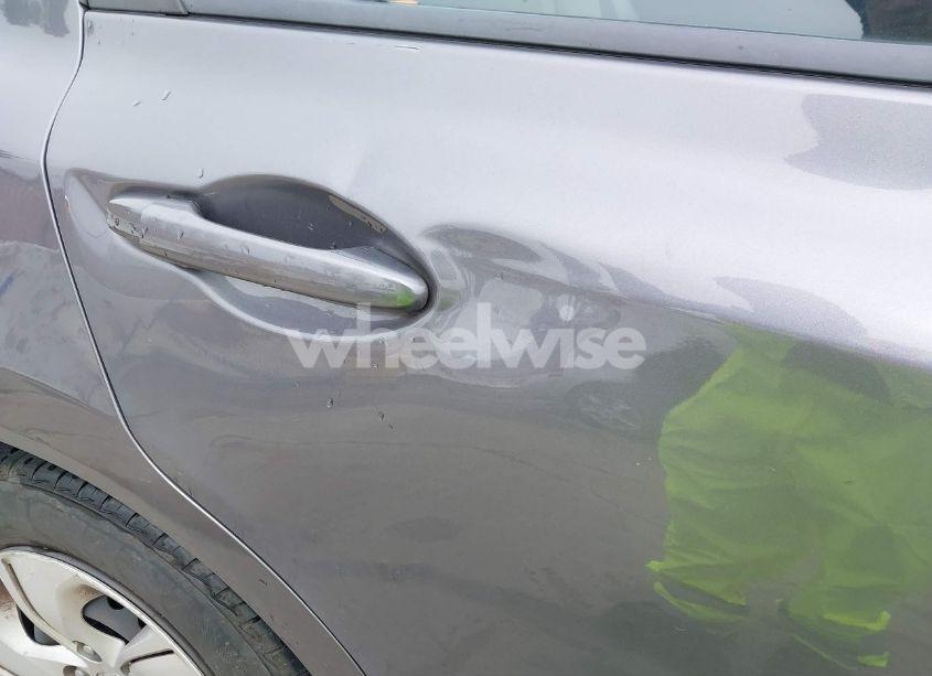 Photo 6 of 2014 Honda Civic LX (VIN 19XFB2F52EE214120)