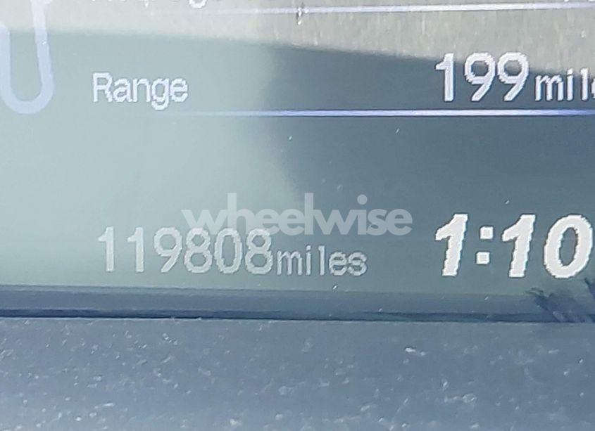 Photo 16 of 2014 Honda Civic LX (VIN 19XFB2F52EE272499)