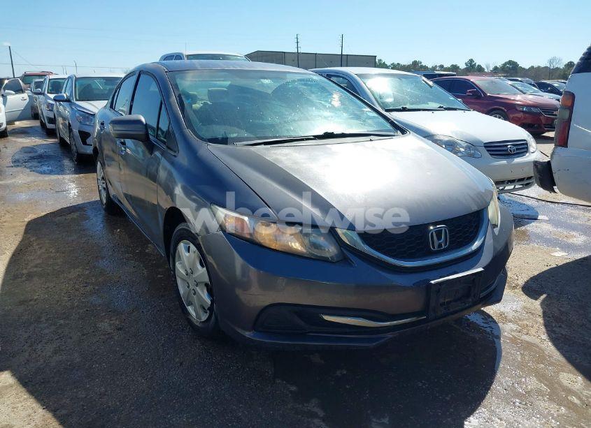 2015 Honda Civic LX (VIN 19XFB2F52FE010998) main photo