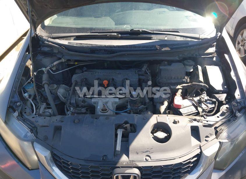 Photo 10 of 2015 Honda Civic LX (VIN 19XFB2F52FE010998)