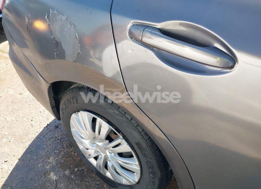 Photo 18 of 2015 Honda Civic LX (VIN 19XFB2F52FE010998)